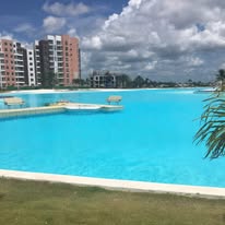 Recámara con cama matrimonial